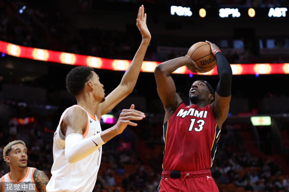 迷在接受采 迷在接受采