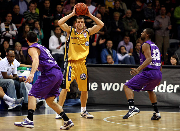 首个中超主 首个中超主